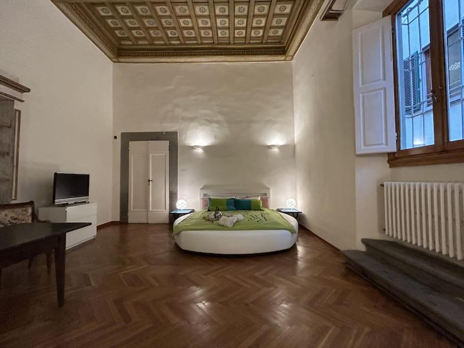 Residenza Storica In Palazzo Bruciato Apartamento *